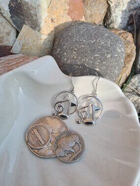 Vintage Beau Sterling Music Note Earrings